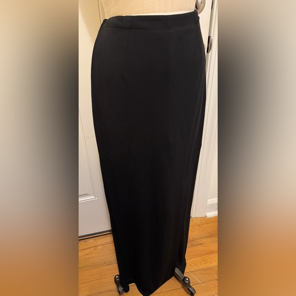 Elegant Donna Karan Black Slit Skirt and Pants - Picture 2 of 5